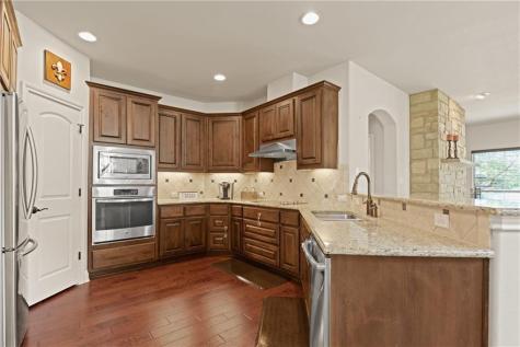 110 Oak Glen Cove Austin TX 78734