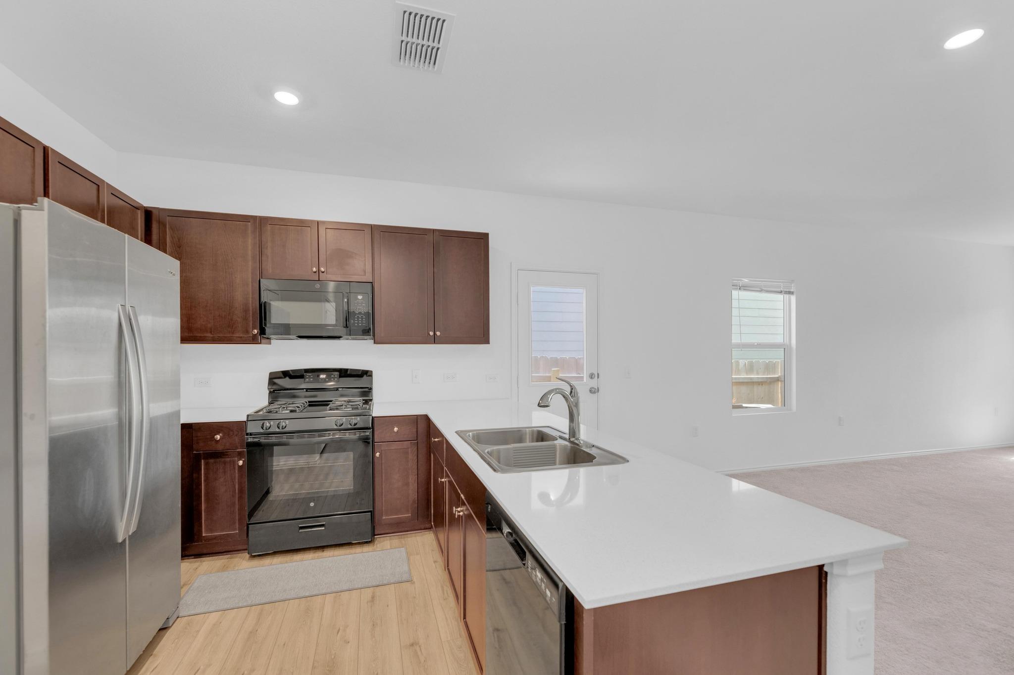 2812 Dezmond Diamond Court Pflugerville TX 78660