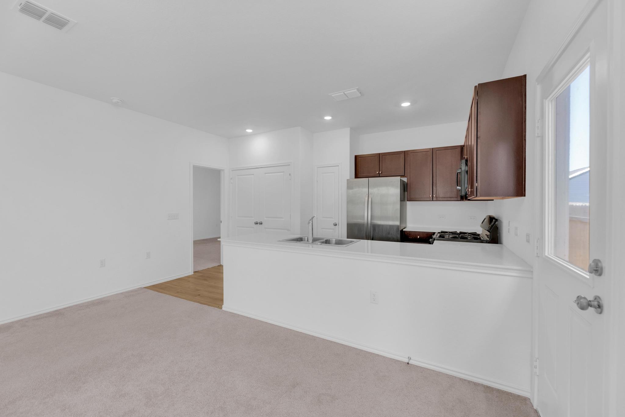 2812 Dezmond Diamond Court Pflugerville TX 78660