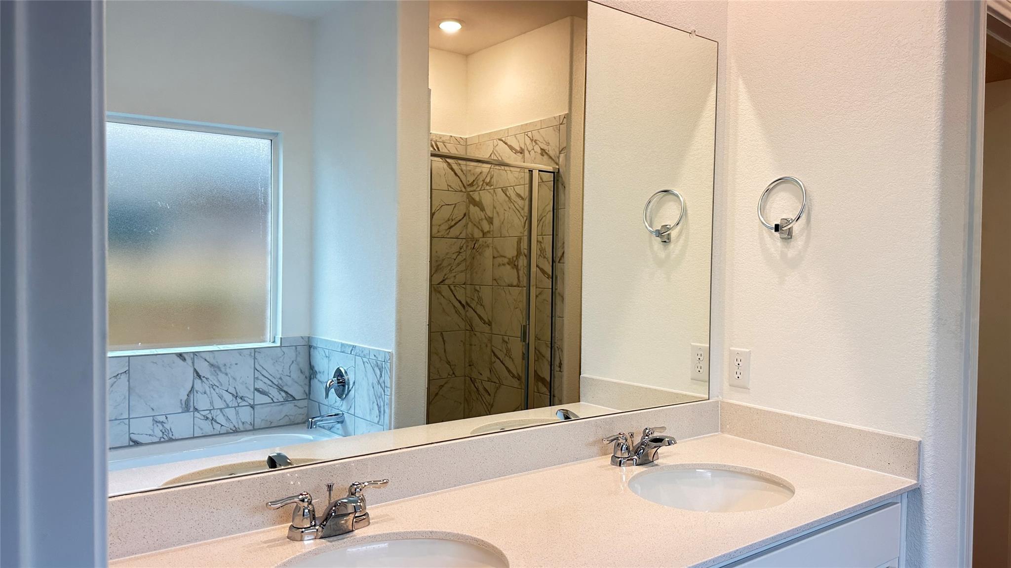 138 Milliner Loop Hutto TX 78634