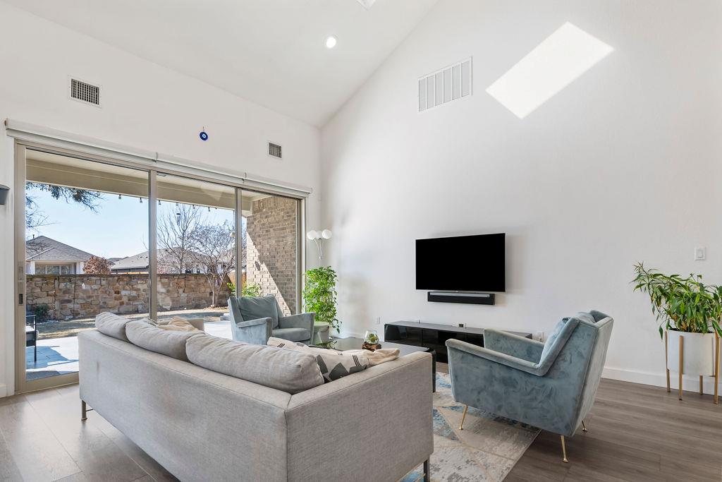 909 Zacarias Drive Leander TX 78641