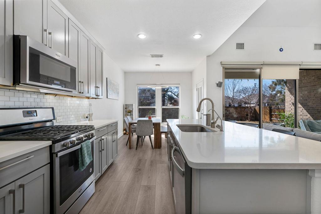 909 Zacarias Drive Leander TX 78641