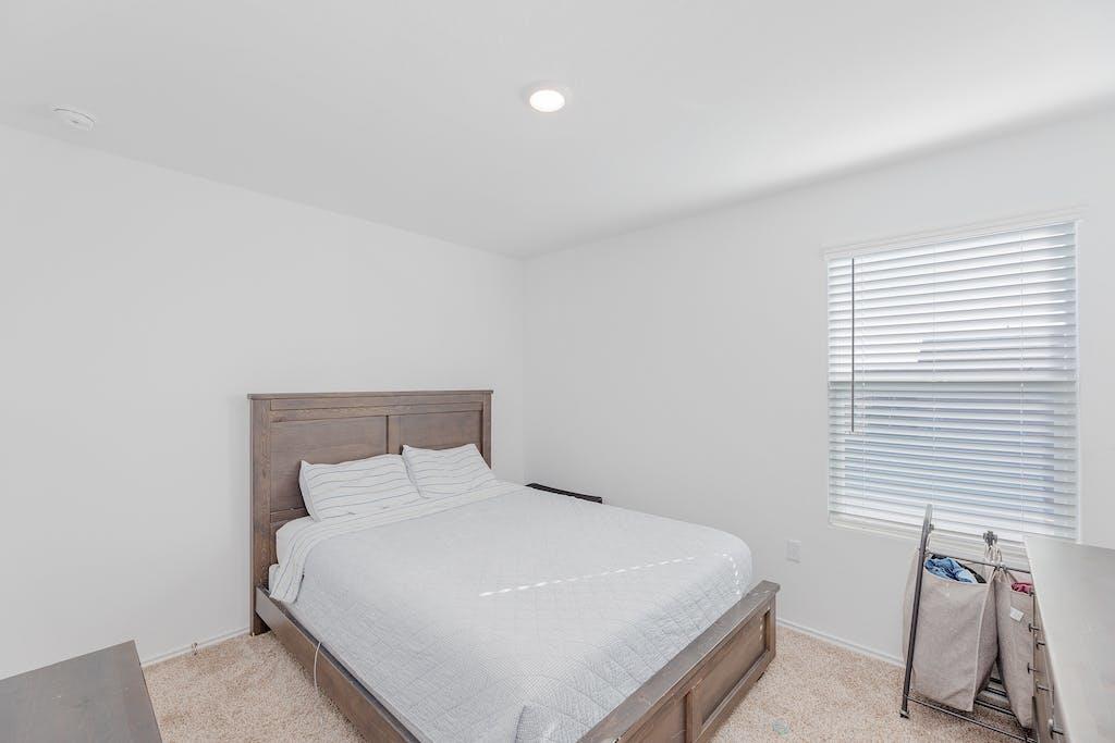 17817 Willacy Cove Elgin TX 78621