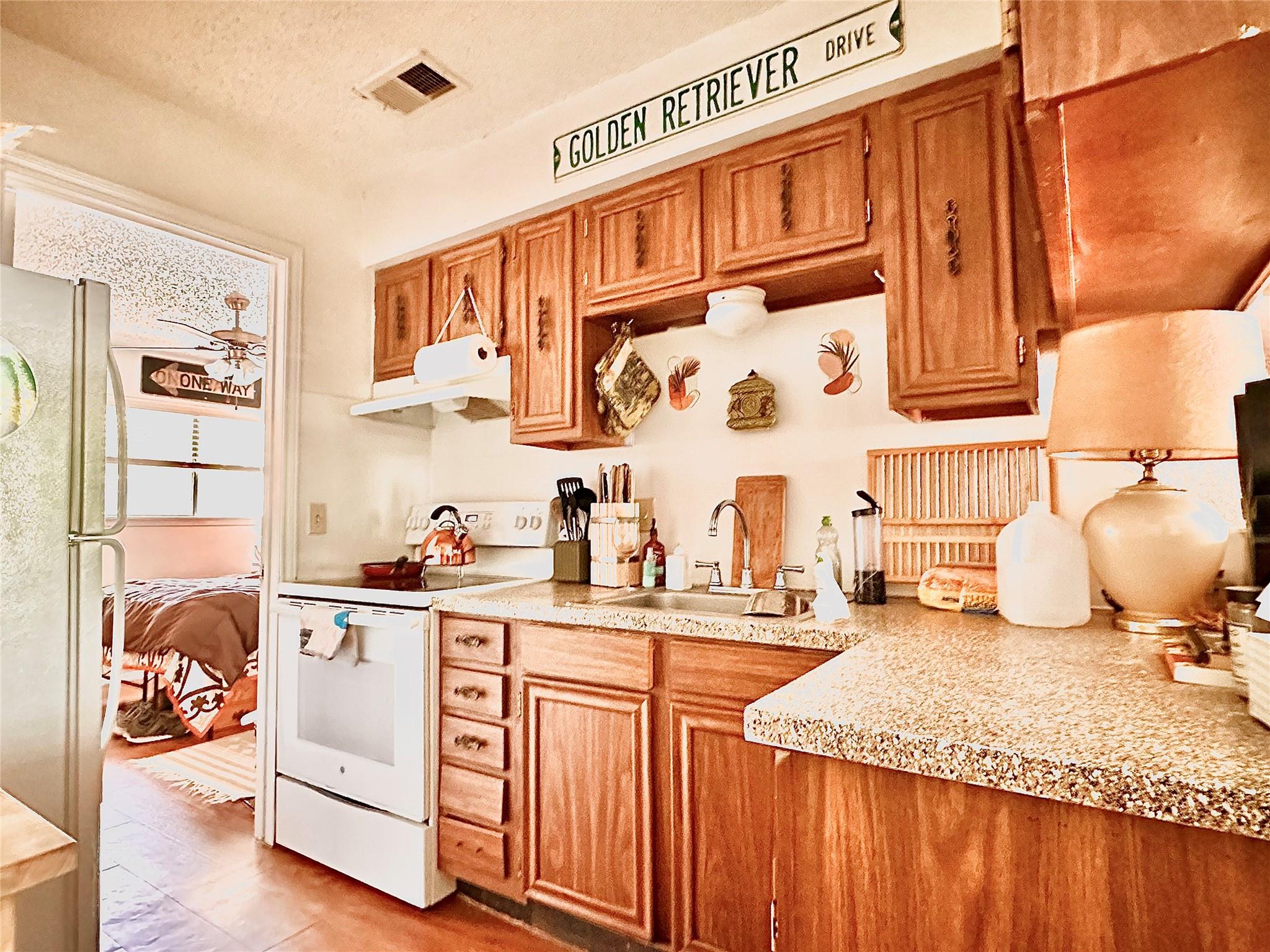 2801 Hemphill Park Austin TX 78705