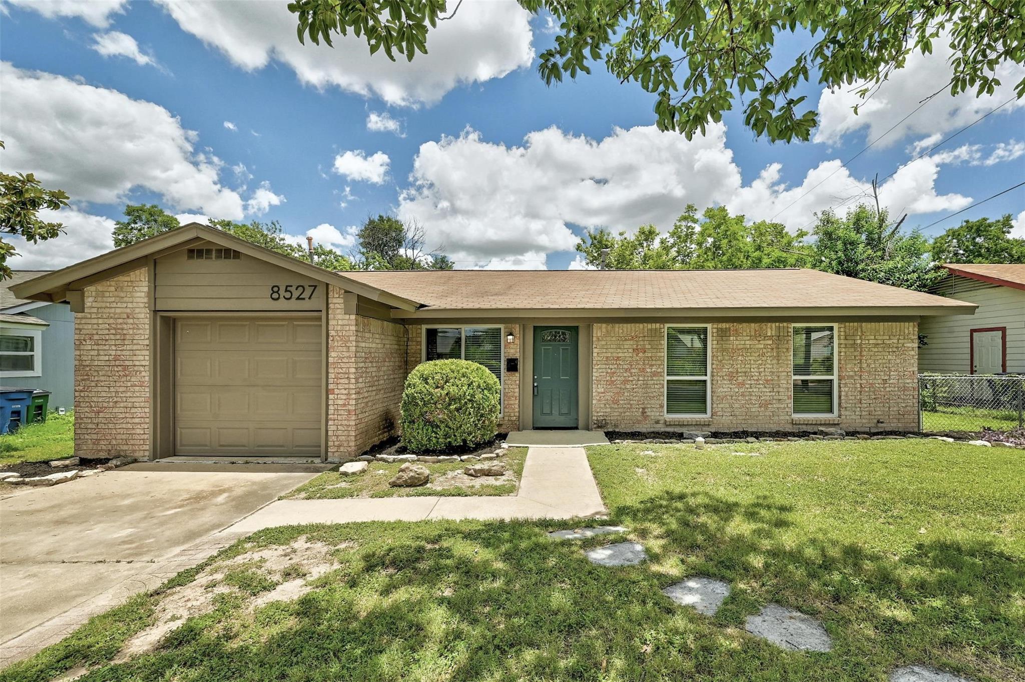 8527 Maine Drive Austin TX 78758