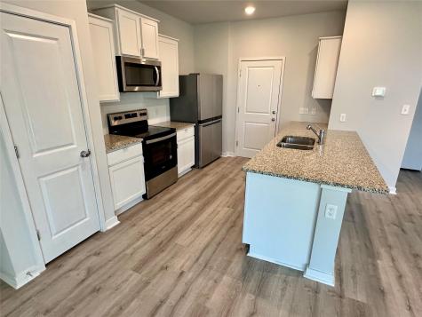 605 W South Street Leander TX 78641