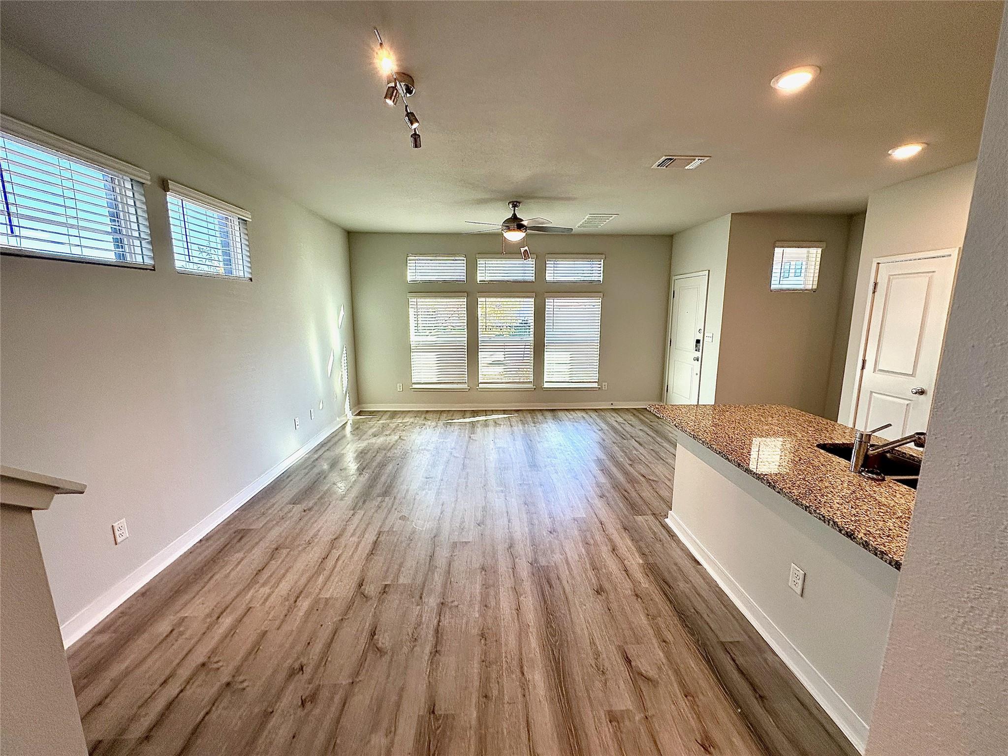 605 W South Street Leander TX 78641