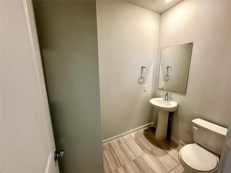605 W South Street Leander TX 78641