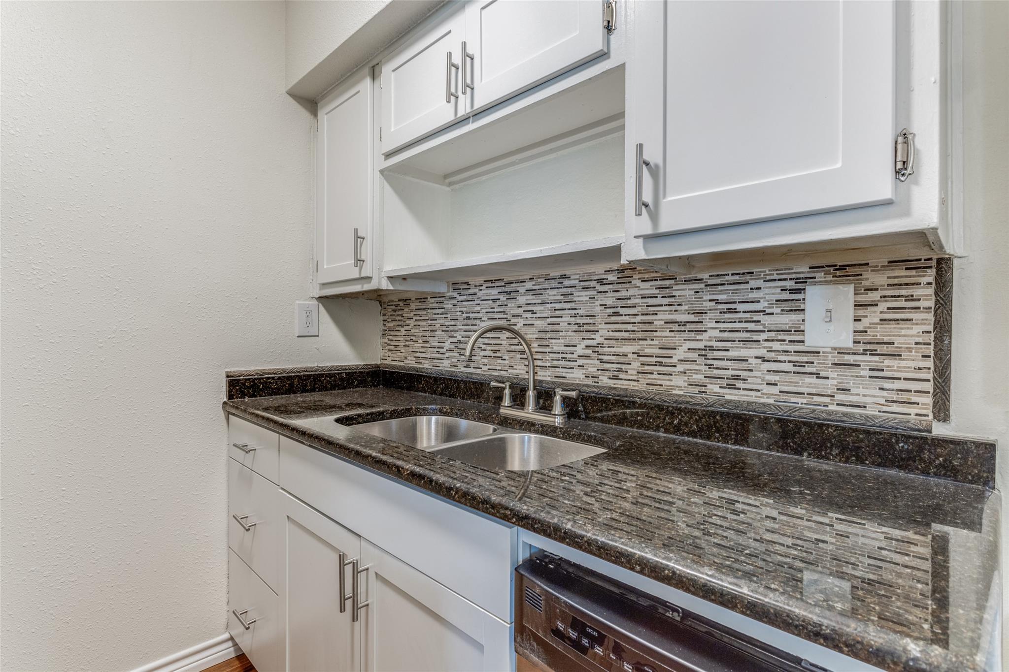 2401 Manor Road Austin TX 78722