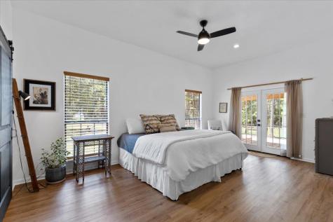 120 Lake Point Way Bastrop TX 78602