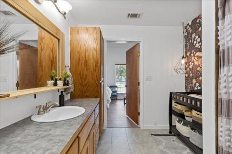 120 Lake Point Way Bastrop TX 78602