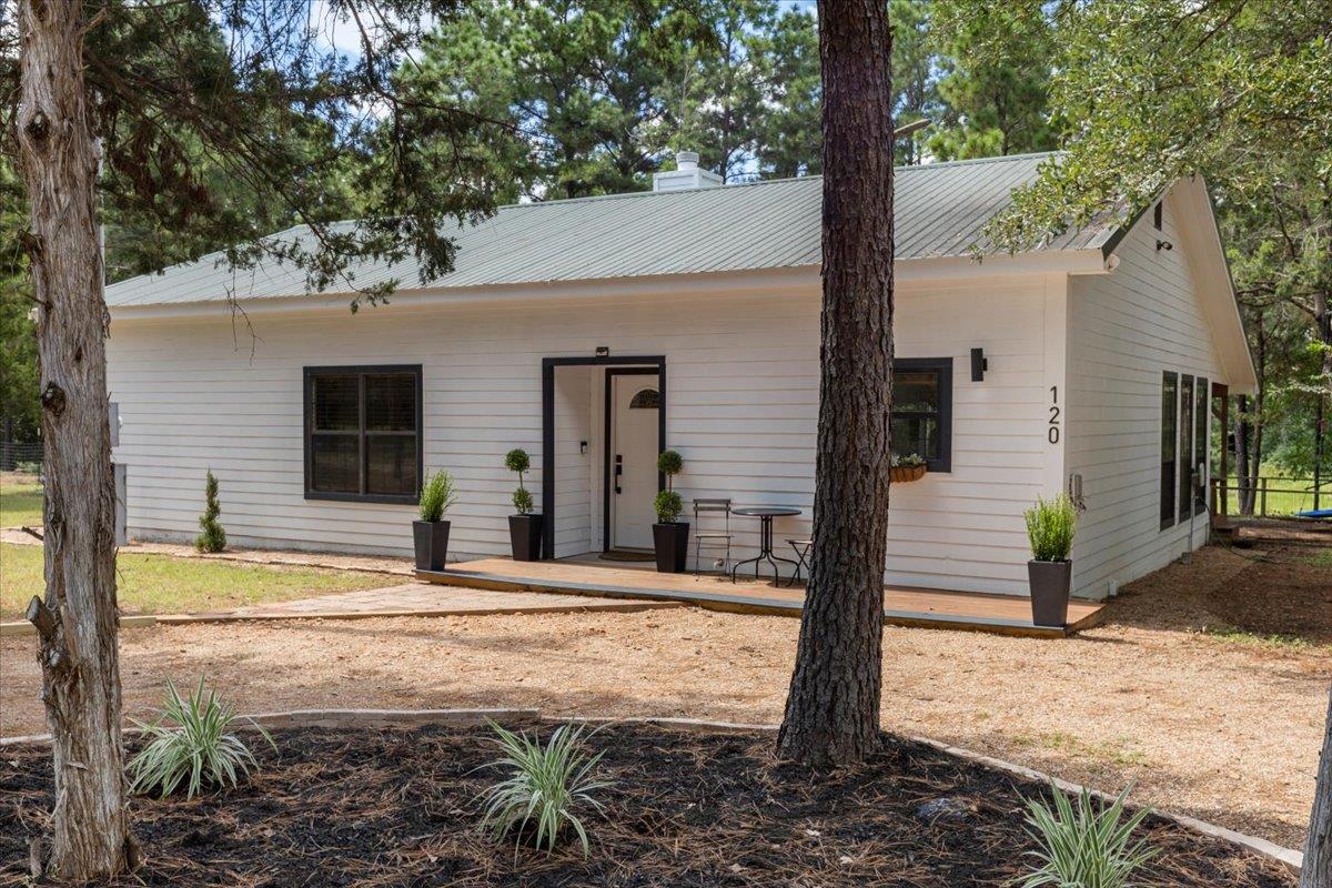 120 Lake Point Way Bastrop TX 78602
