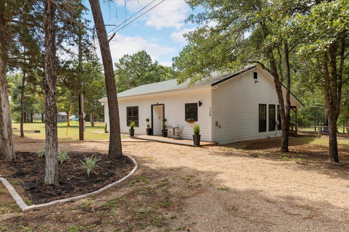 120 Lake Point Way Bastrop TX 78602