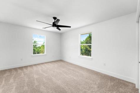 5102 Moss Point Lago Vista TX 78645