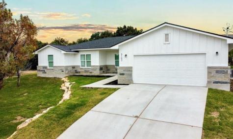 5102 Moss Point Lago Vista TX 78645