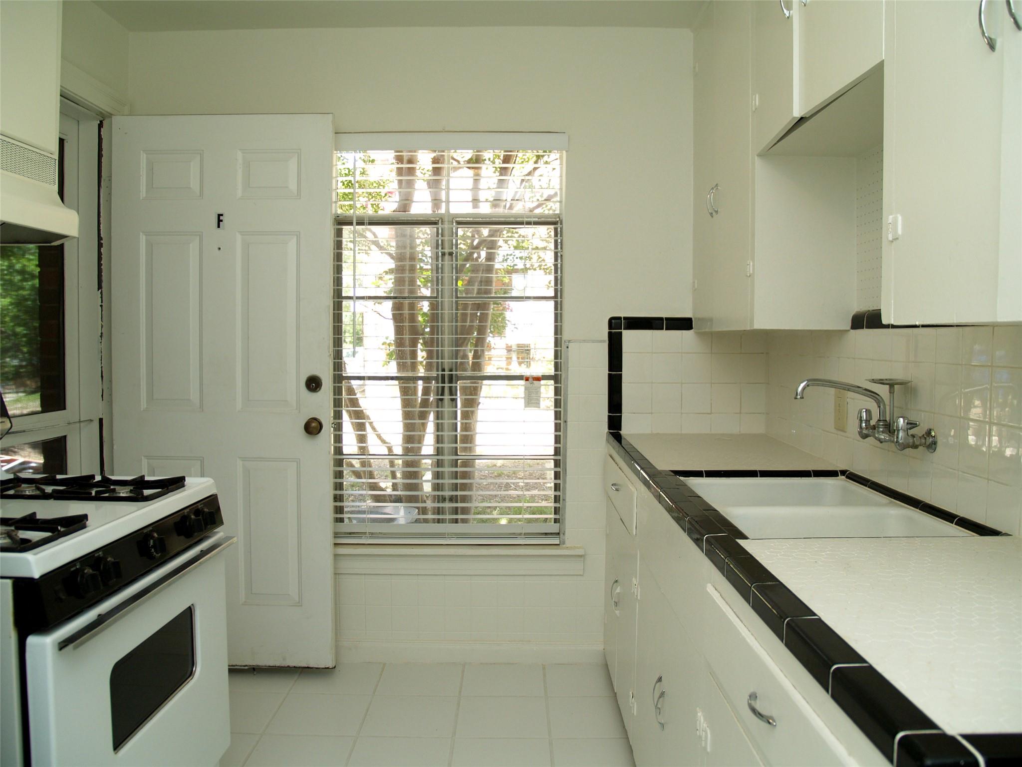 3206 Tom Green Street Austin TX 78705