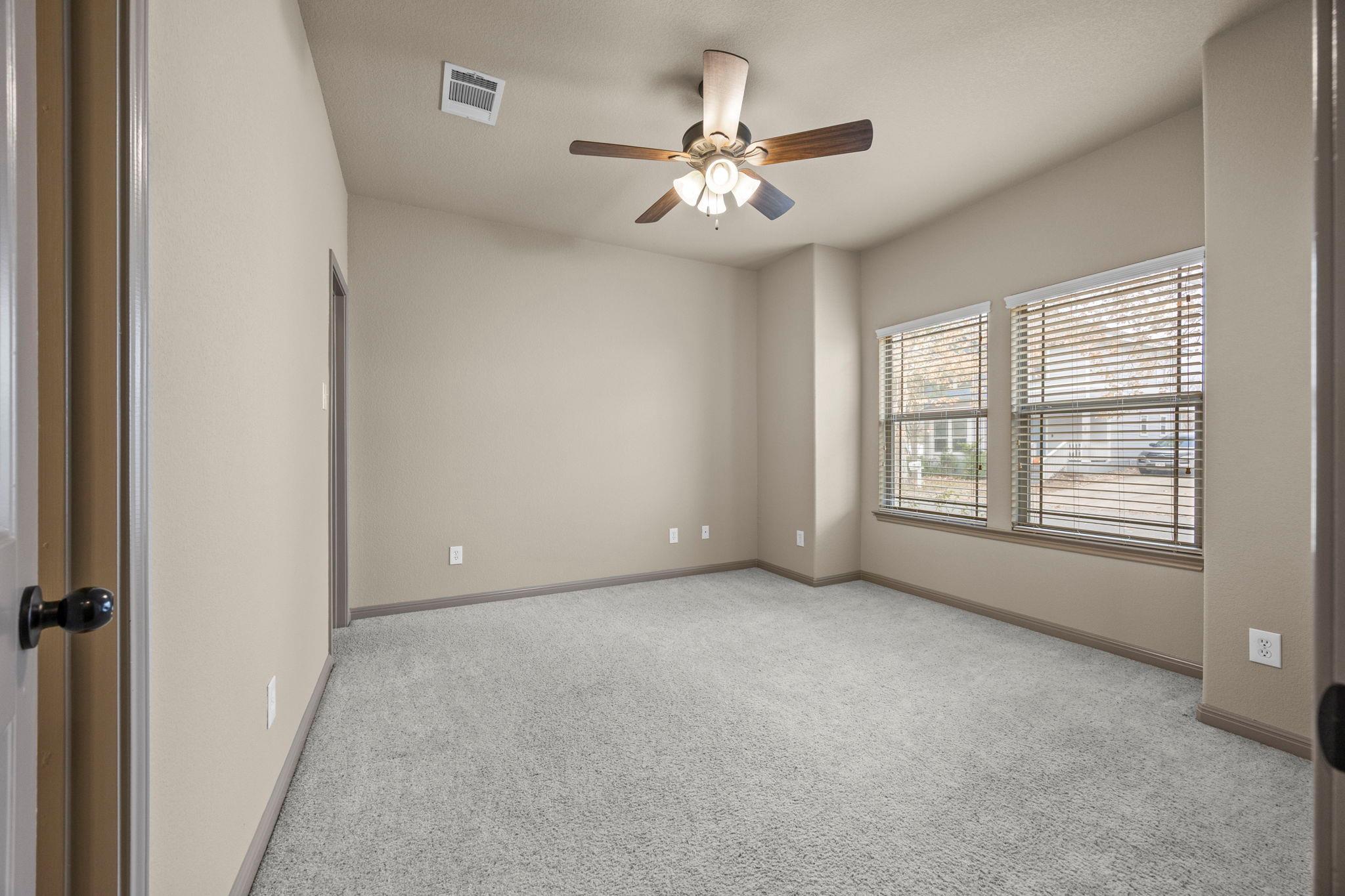 263 Cleveland Kyle TX 78640
