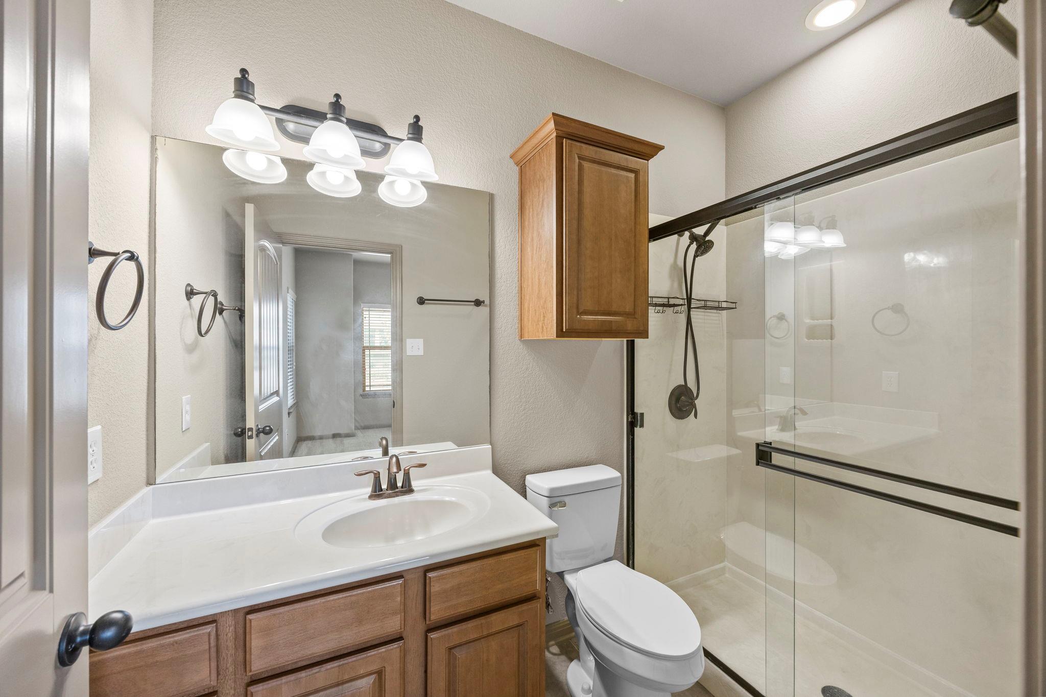 263 Cleveland Kyle TX 78640