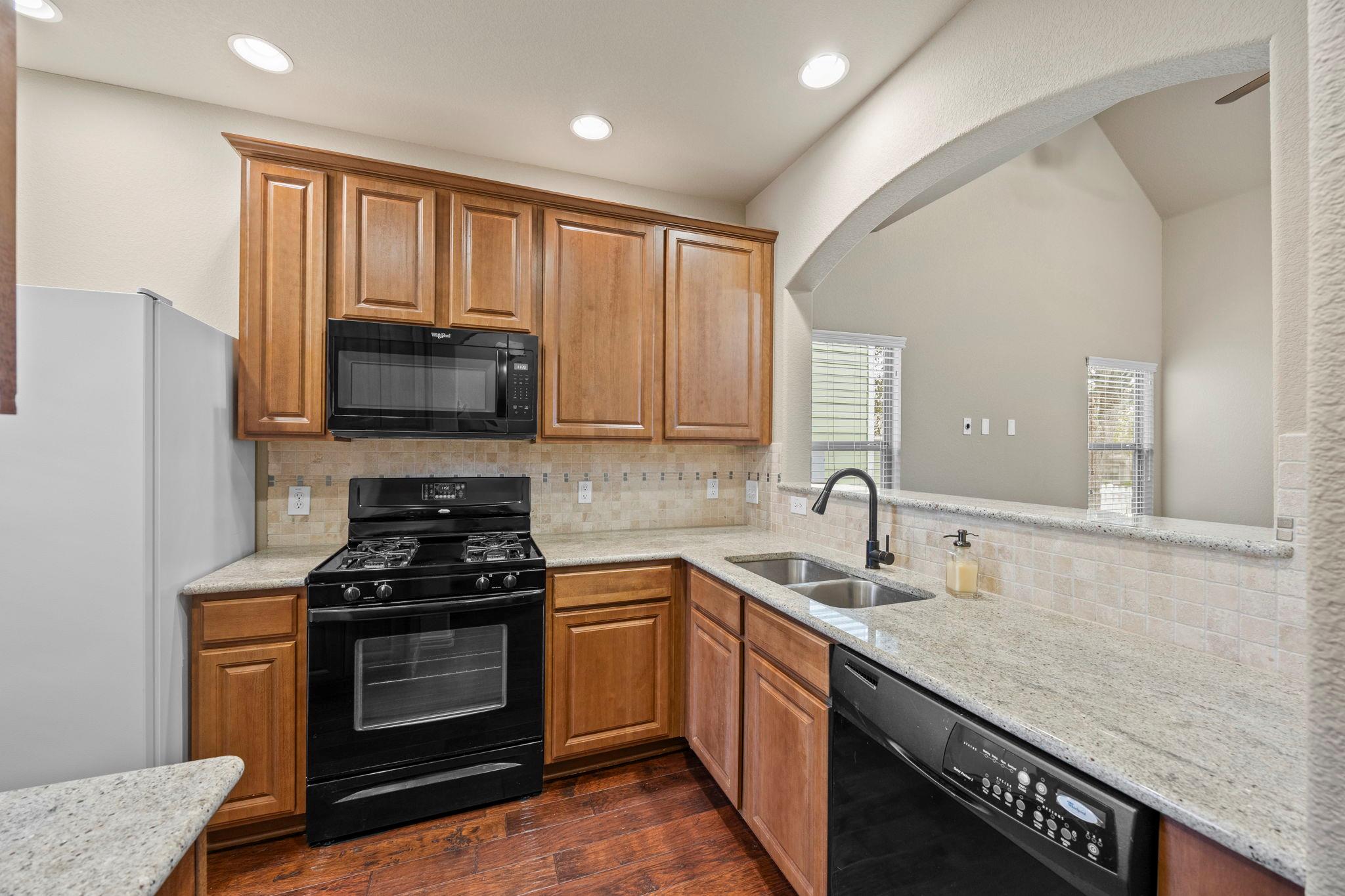 263 Cleveland Kyle TX 78640