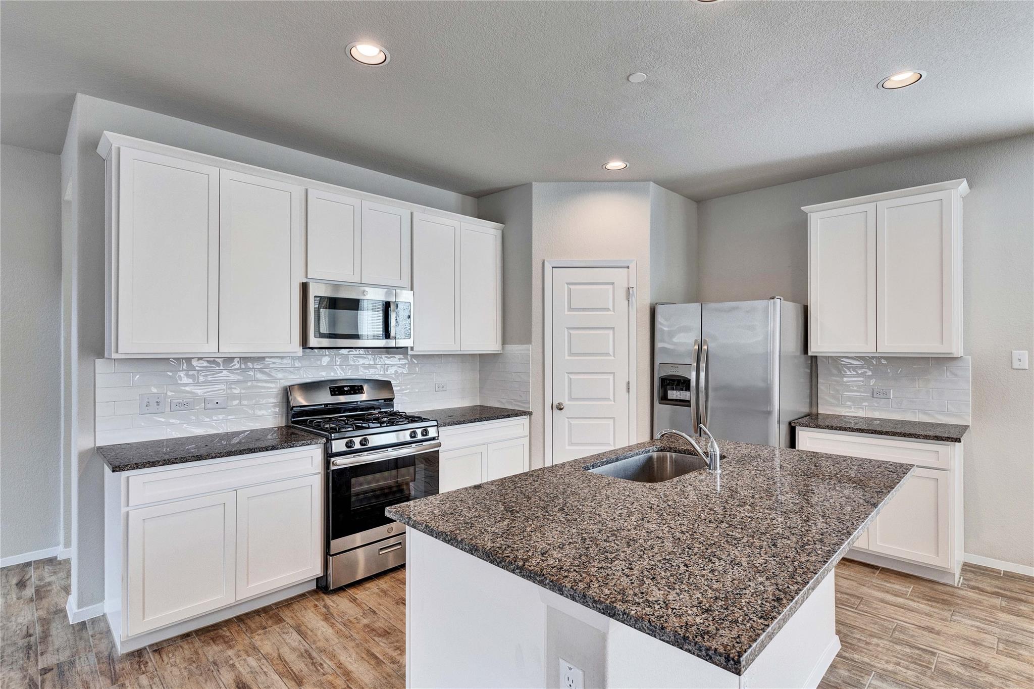 2800 Joe Dimaggio Boulevard Round Rock TX 78665