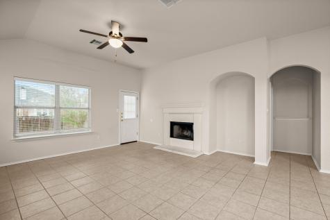 107 Aguilar Drive Hutto TX 78634