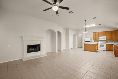107 Aguilar Drive Hutto TX 78634