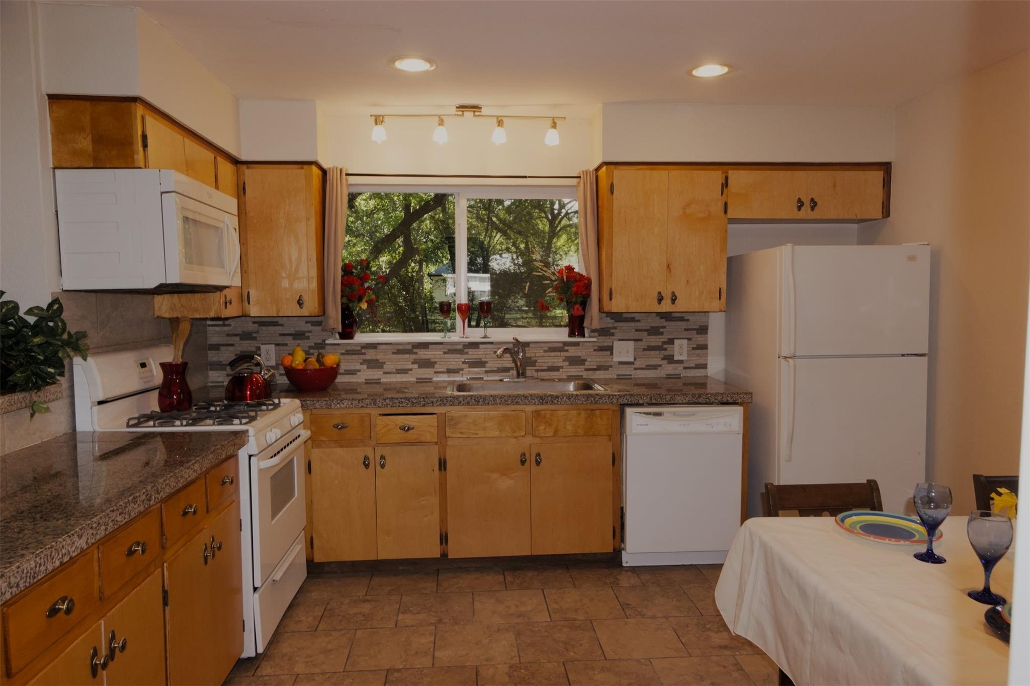 5308 Peppertree Parkway Austin TX 78744