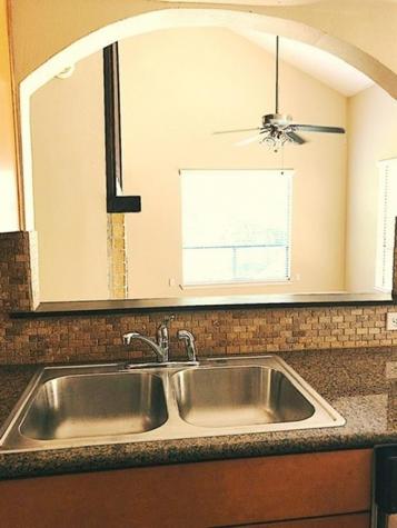908 Poplar Street Austin TX 78705