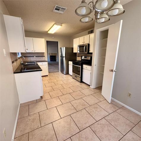 11808 Tobler Trail Austin TX 78753