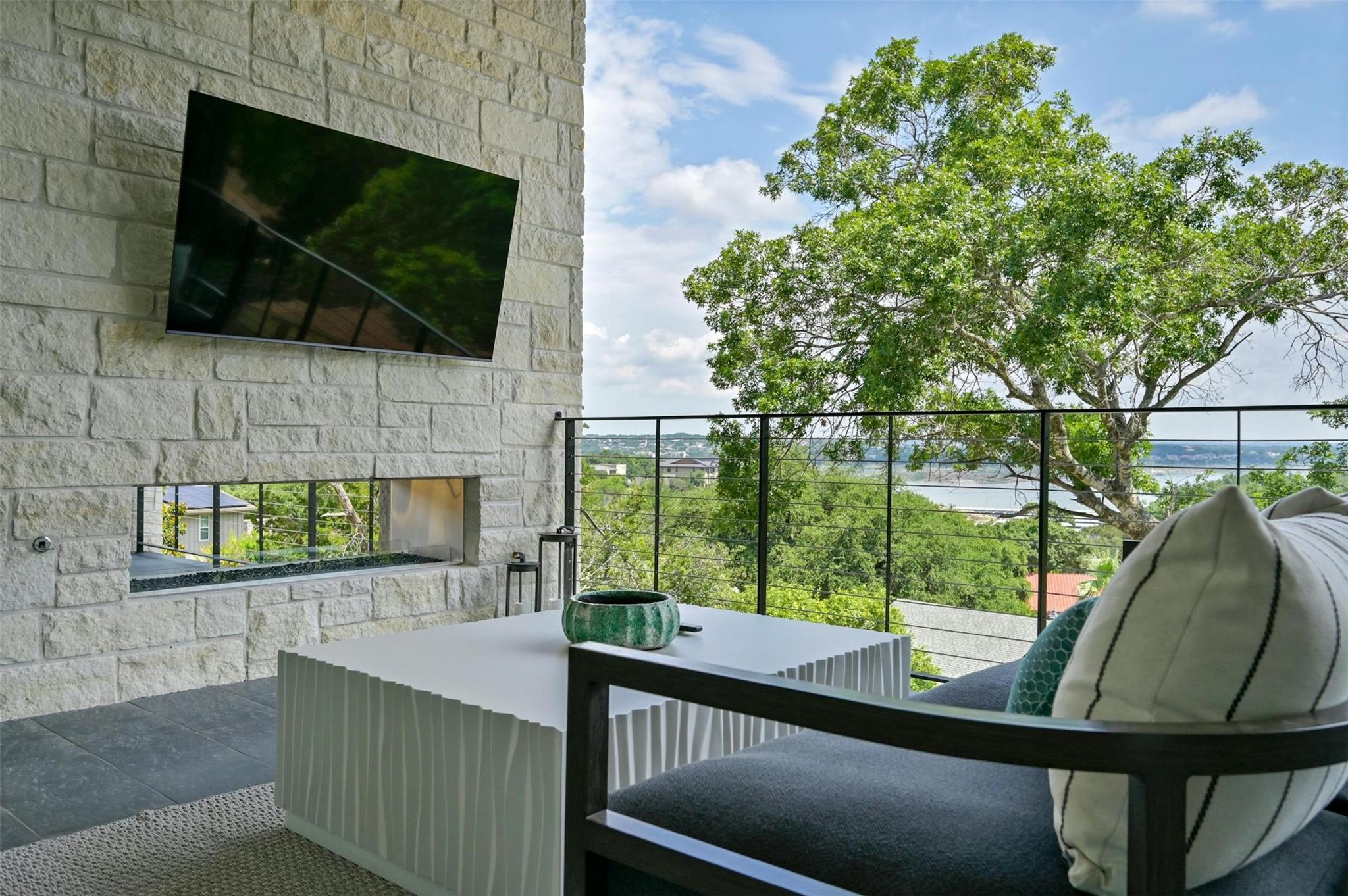 806 Sunfish Street Lakeway TX 78734