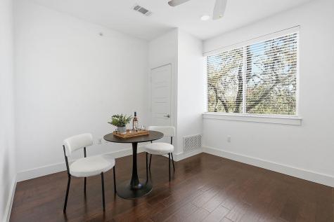 2002 Glen Allen Street Austin TX 78704
