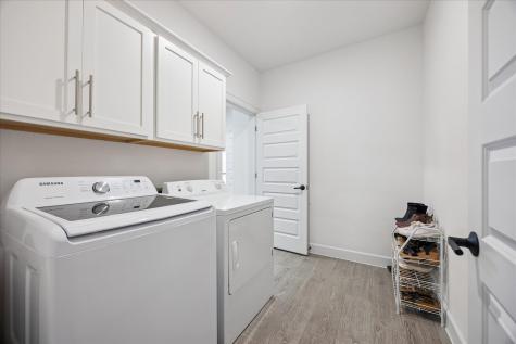 8112 Skytex Street Austin TX 78744