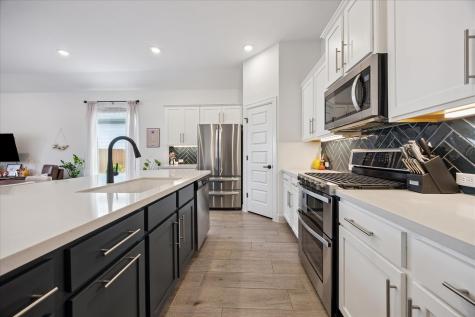 8112 Skytex Street Austin TX 78744