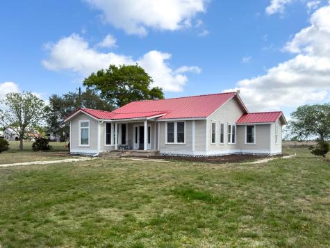 267 Bodemann Lane Lockhart TX 78644