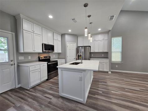 173 Chickasaw Smithville TX 78957