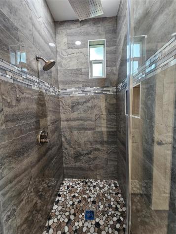 173 Chickasaw Smithville TX 78957