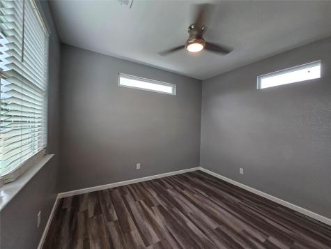 173 Chickasaw Smithville TX 78957
