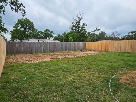 173 Chickasaw Smithville TX 78957