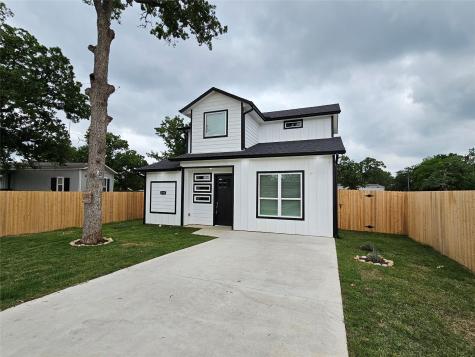 173 Chickasaw Smithville TX 78957
