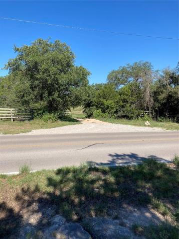 1425 Cr 414 Spicewood TX 78669