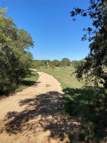 1425 Cr 414 Spicewood TX 78669