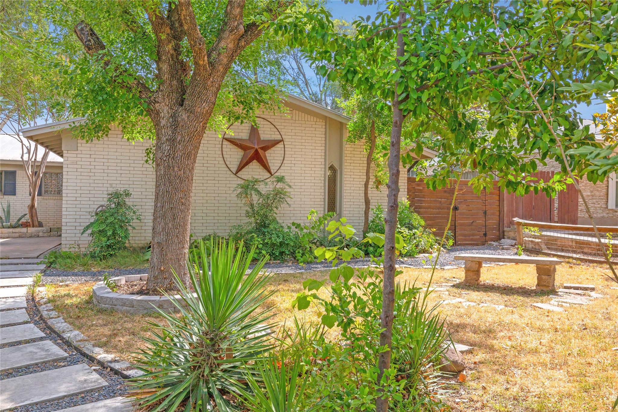 3307 Greenlawn Parkway Austin TX 78757