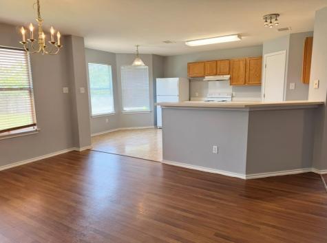 109 Gillespie Lane Elgin TX 78621
