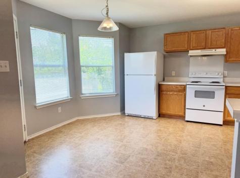 109 Gillespie Lane Elgin TX 78621