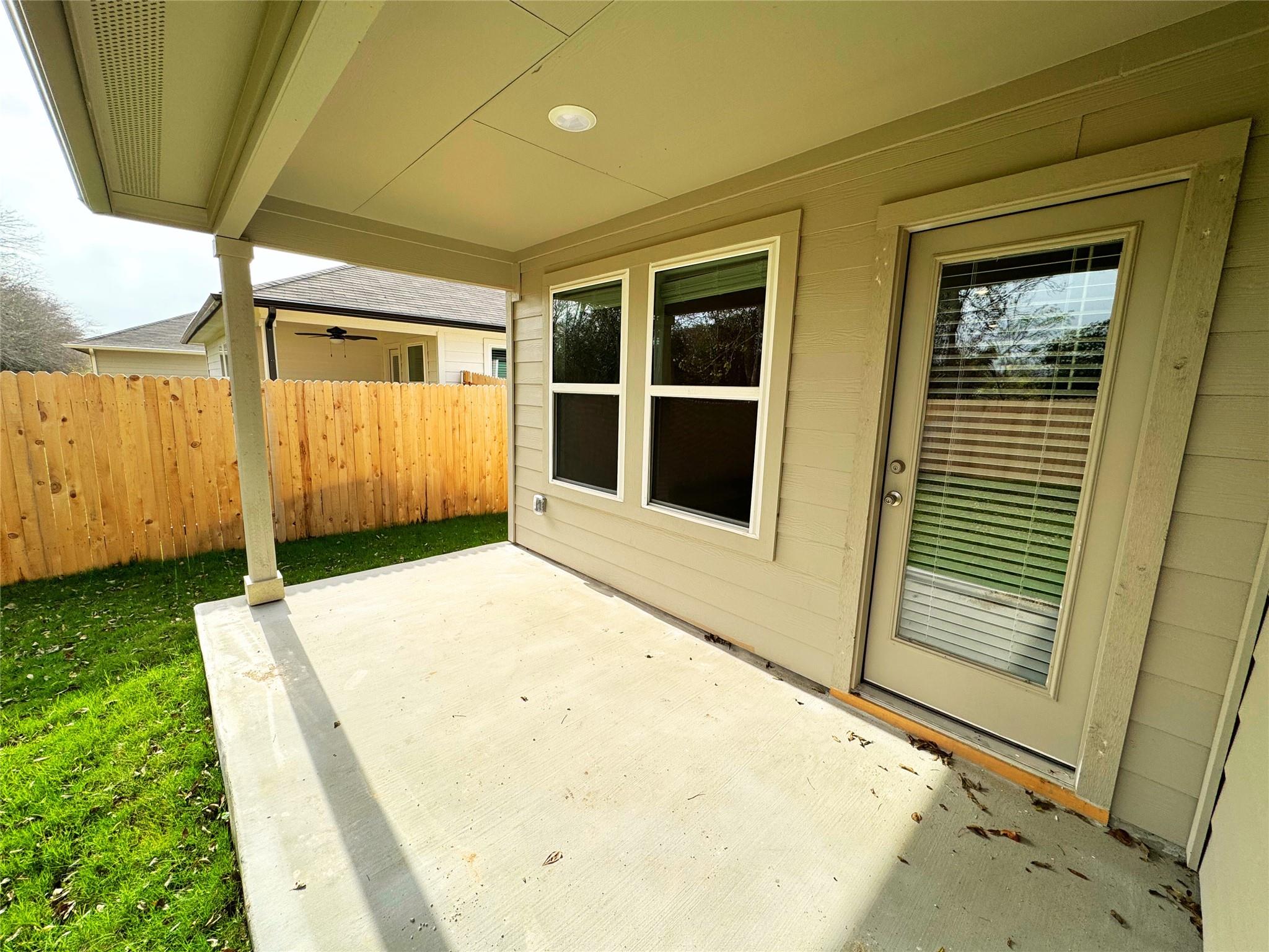 1207 Camden Lane Lockhart TX 78644