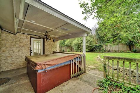 10509 Doering Lane Austin TX 78750