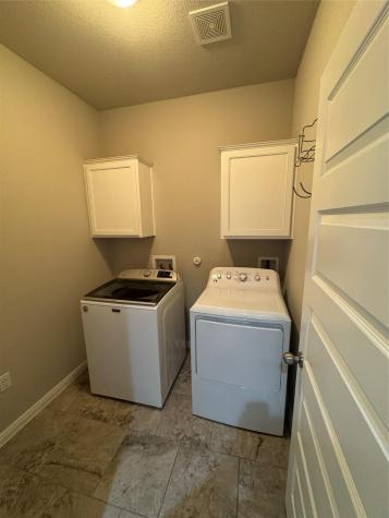 204 Wilderness Trail Elgin TX 78621