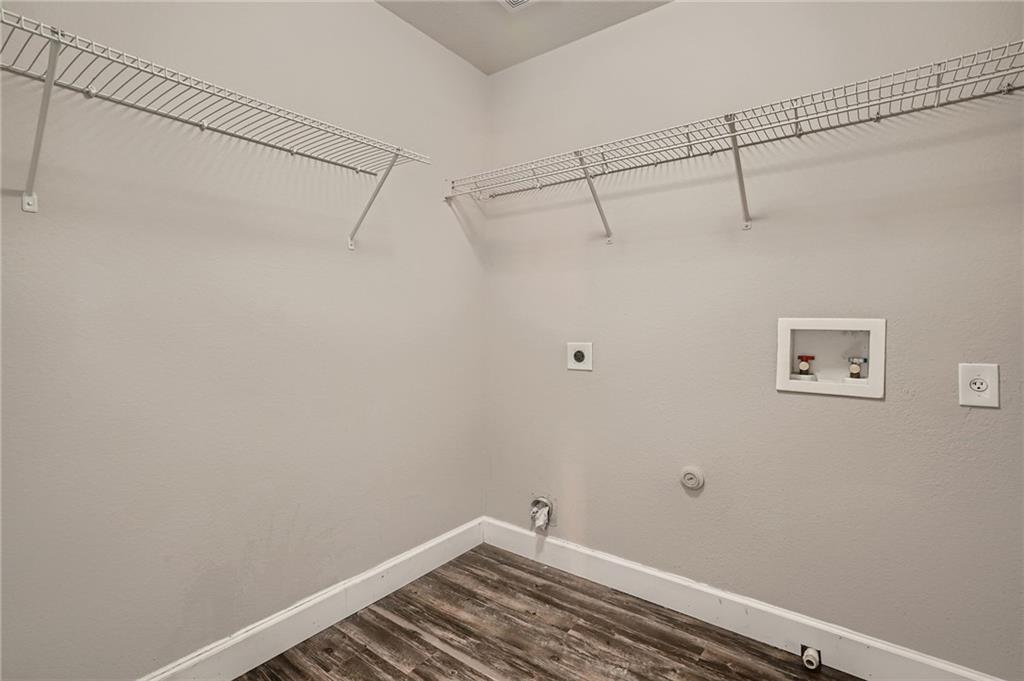 612 Copper Court Jarrell TX 76537