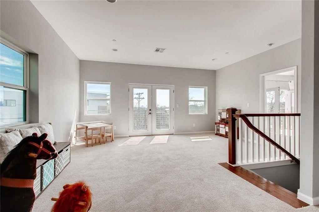 5004 Balcones Drive Austin TX 78731
