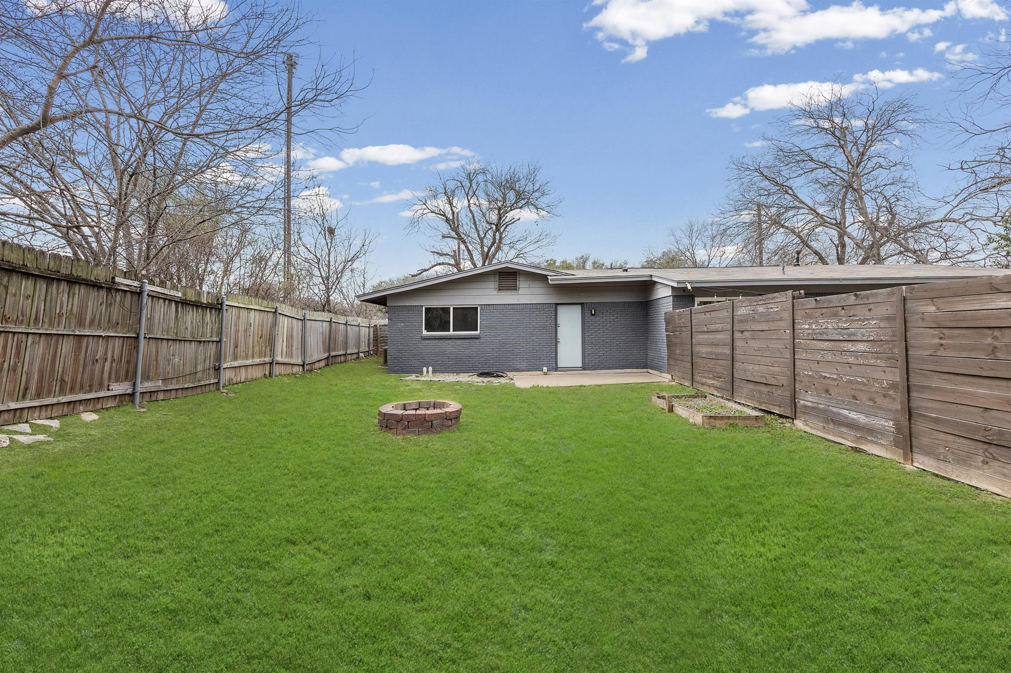 11301 Oakwood Drive Austin TX 78753